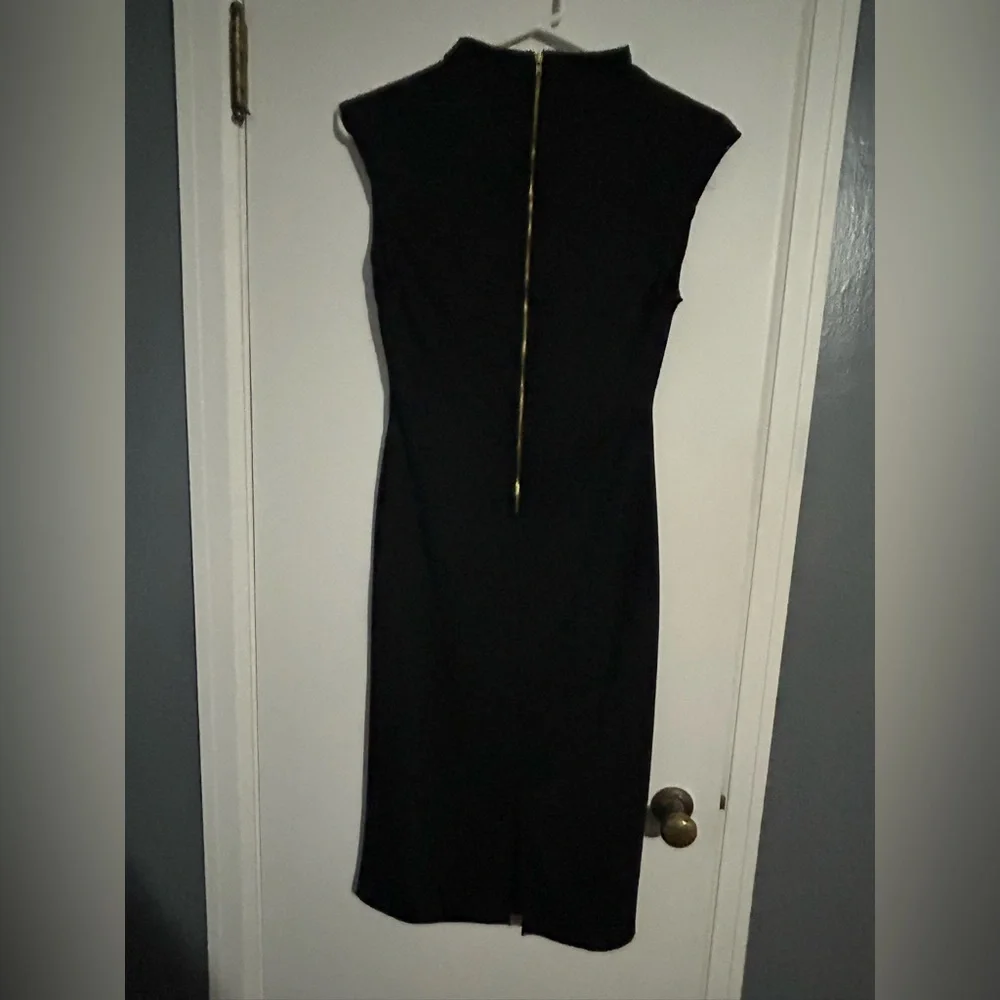 Almost Famous Black V-Neck Sheath Midi Dress - Picture 2 of 3